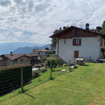 Casa Savina - Stupenda Vista Lago E Monti 皮尔斯亚 外观 照片
