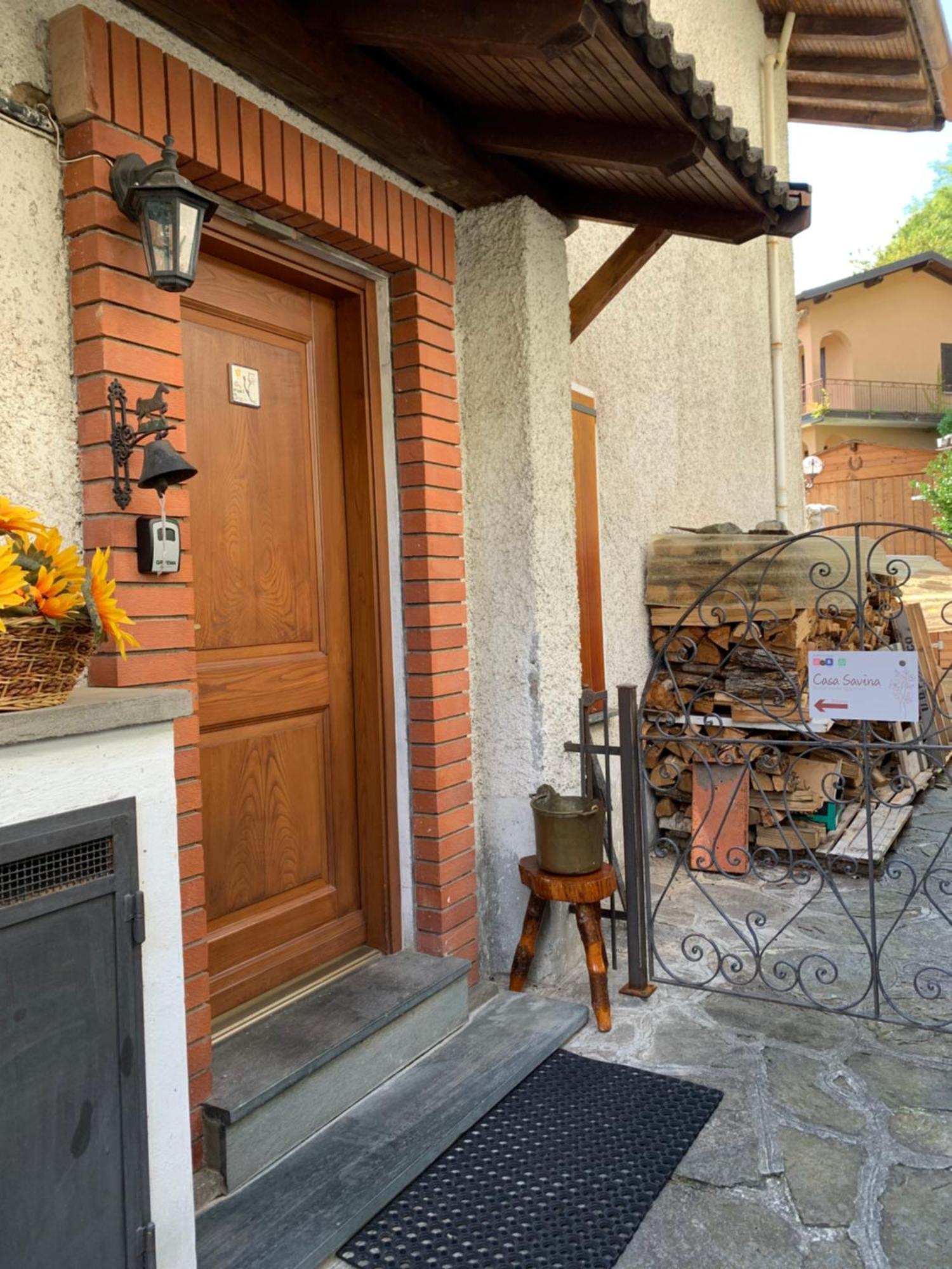 Casa Savina - Stupenda Vista Lago E Monti 皮尔斯亚 外观 照片
