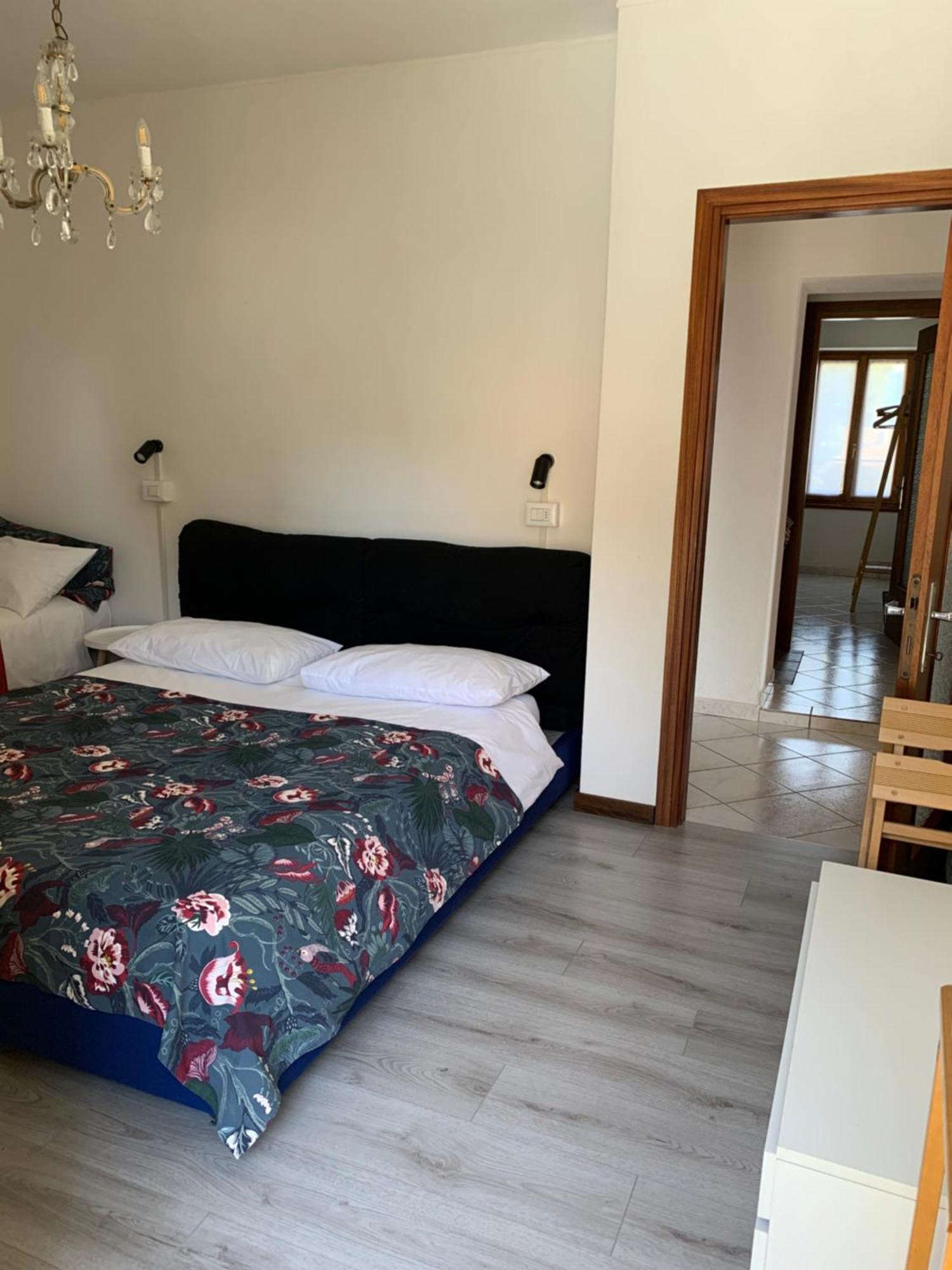 Casa Savina - Stupenda Vista Lago E Monti 皮尔斯亚 外观 照片
